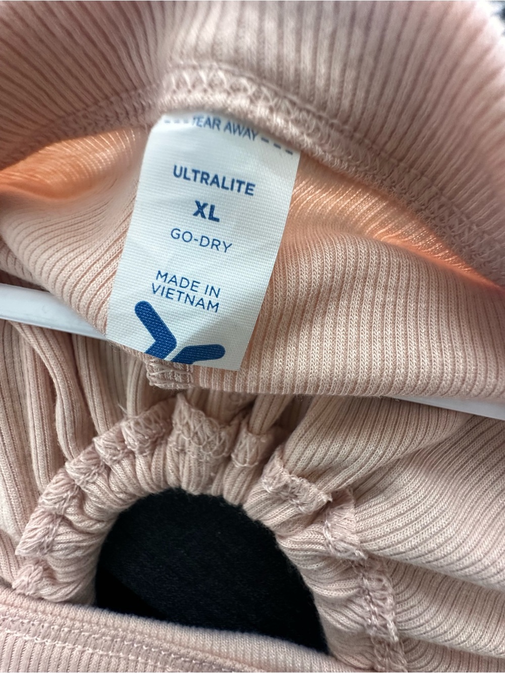 Open-Back Ruched Crop Top — Blush - Picture 3 of 3